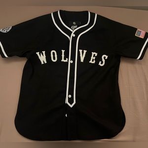 DARC SPORT MEDIUM BLACK HERITAGE BASEBALL JERSEY NEW W/OUT TAGS